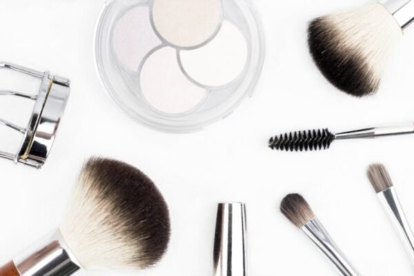 Effective Ways to Prevent Under-Eye Makeup Creasing